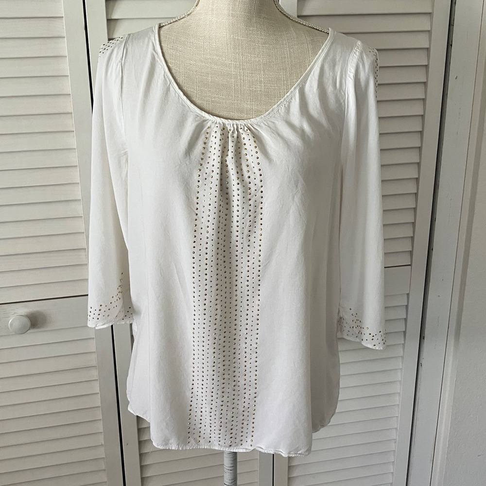 Jennifer Lopez White Scoop Neck Gold Studs Accents Blouse Size M